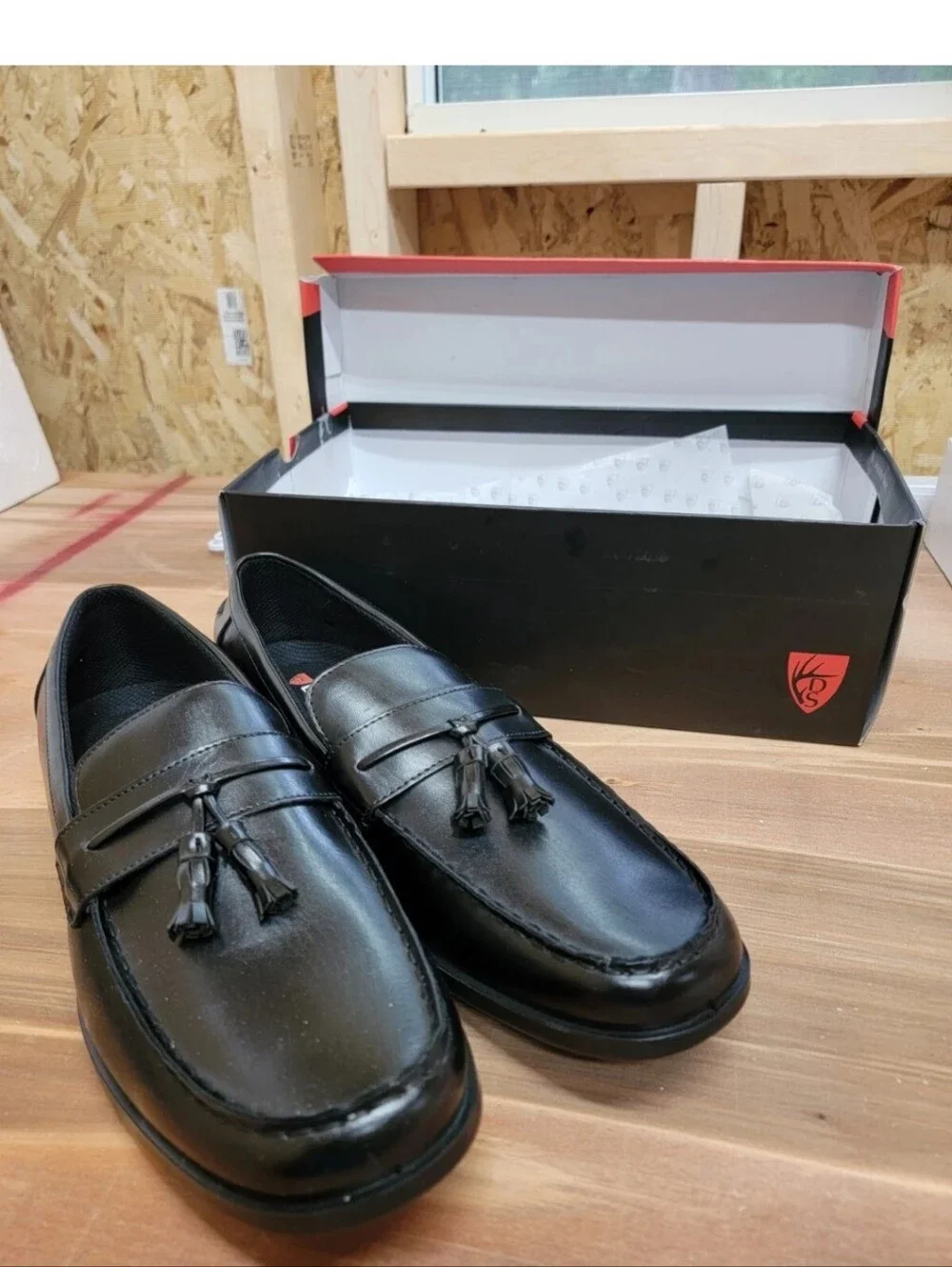 Deer Stags Bates Mens Black Loafers with Memory Foam Comfort SZ 12M Brand New
